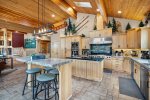 The Masters Lodge, Dual Stainless Steel Appliances